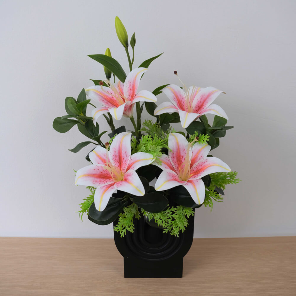 ดอกลิลลี่ประดิษฐ์ในแจกัน JGLORYFLOWER