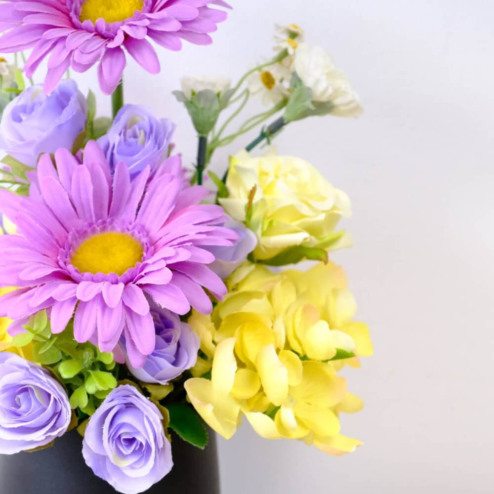 ดอกเยอบีร่าประดิษฐ์ผ้าในแจกัน  JGLORYFLOWER  สีม่วง/เหลือง