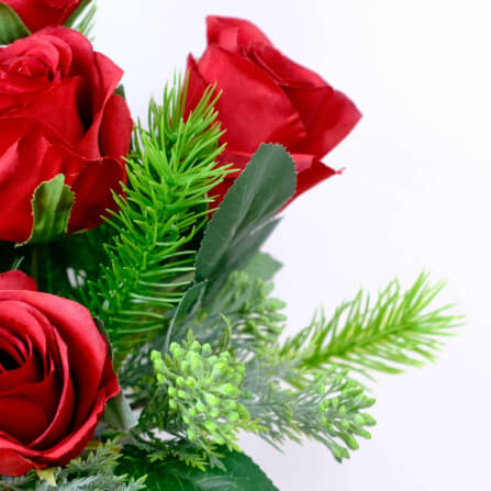 ดอกกุหลาบประดิษฐ์ผ้าในแจกัน  JGLORYFLOWER  แจกันเส้นเหล็กดัดสีขาว รูปทรงเชิงเทียน  กุหลาบสีแดง_2