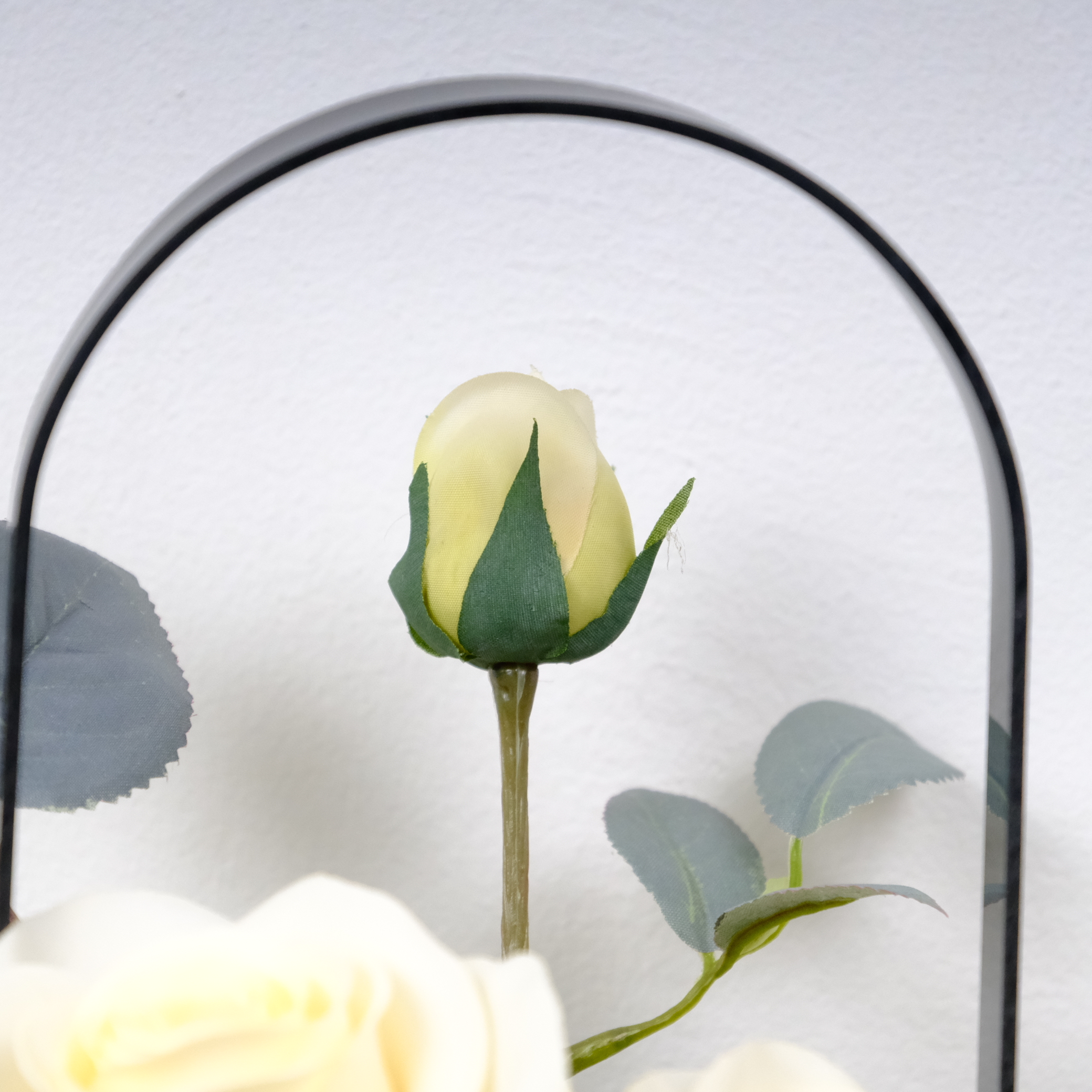 ดอกกุหลาบประดิษฐ์ผ้าในแจกัน JGLORYFLOWER สีครีม_3