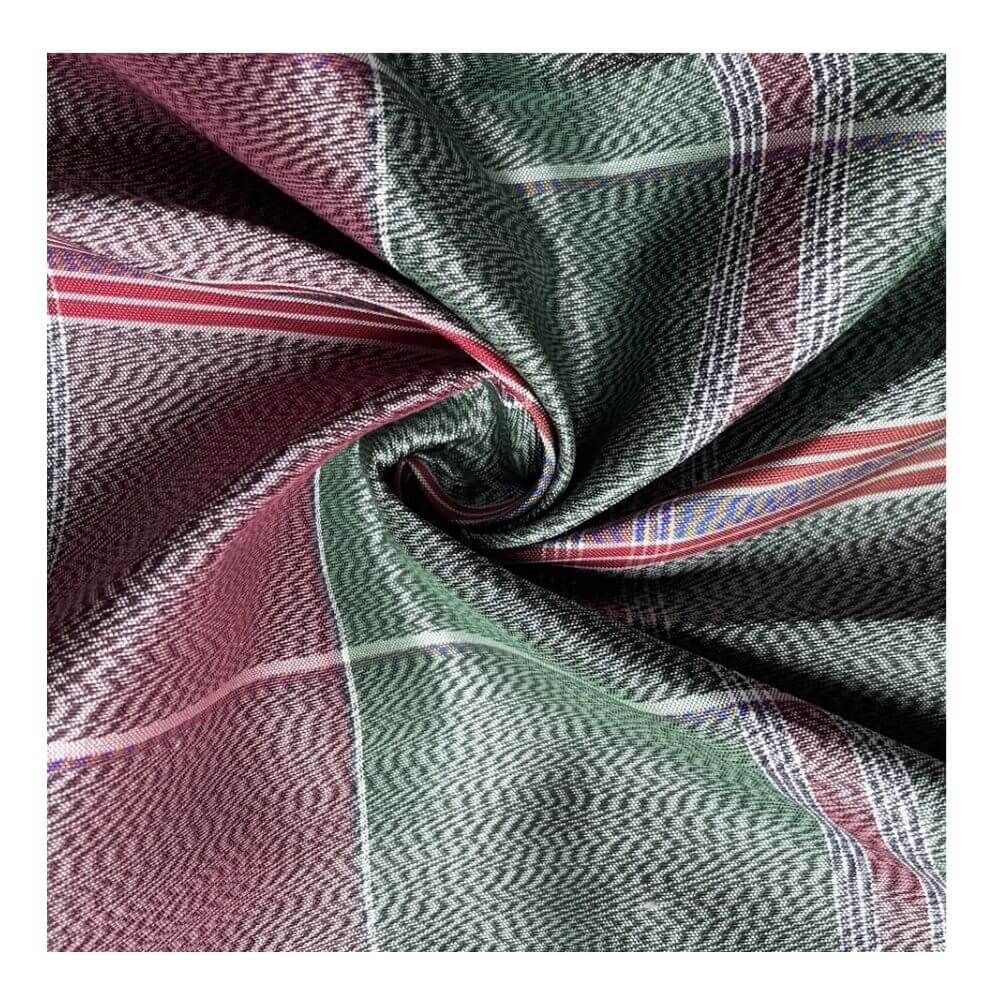 ผ้าโสร่งไหมแท้ CHOBMAI SILK ขนาด 1X1 เมตร ควบหางกระรอก สีเขียวมัวสลับแดงมัว_0