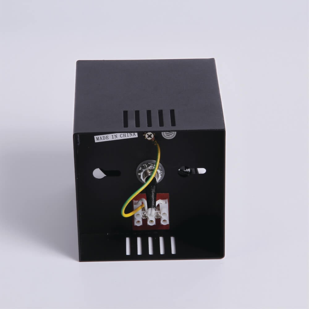 ดาวน์ไลท์ SL LIGHTING 570-1 สี่เหลี่ยม GU5.3 สีดำ