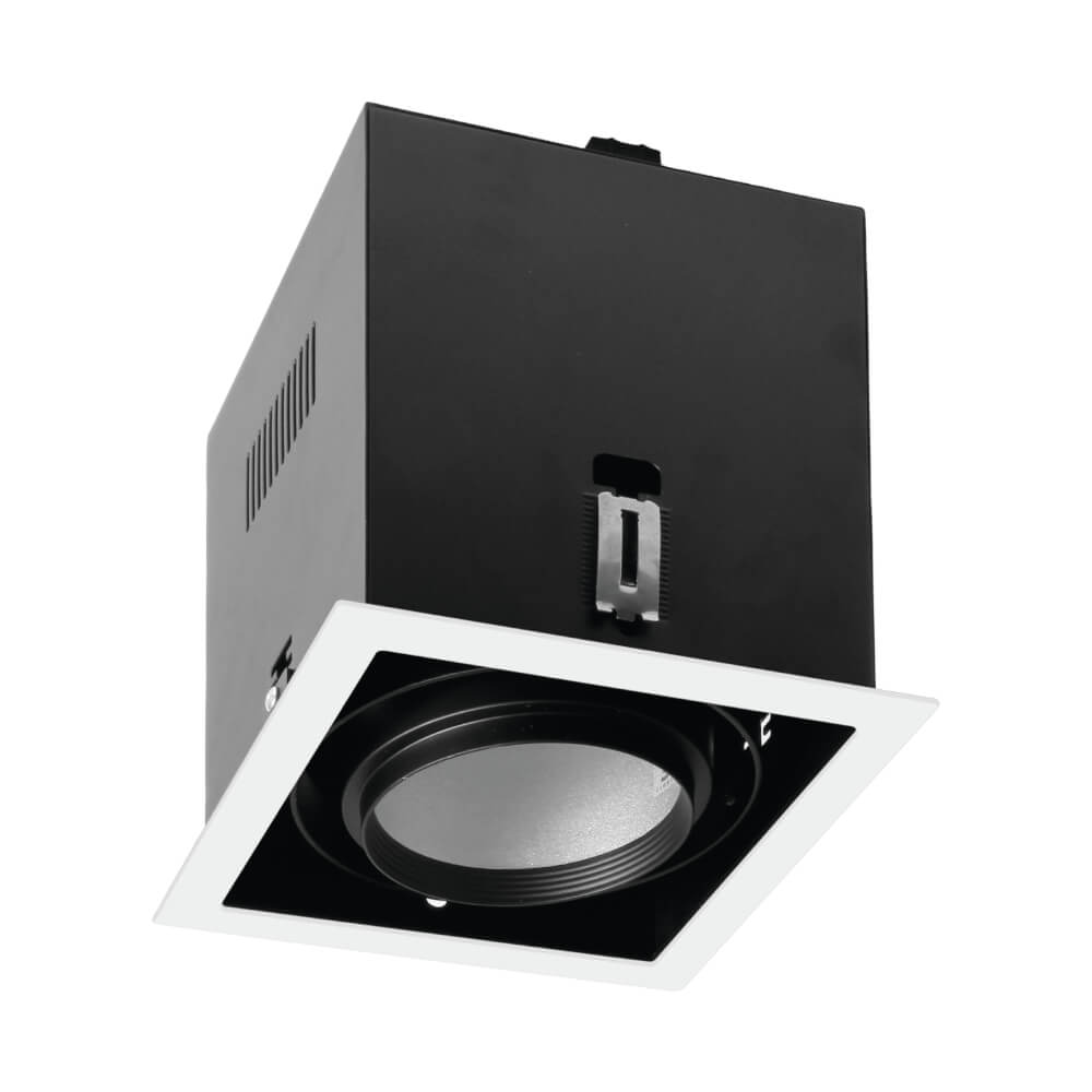 ดาวน์ไลท์ SL LIGHTING 679 ทรงสี่เหลี่ยม สีขาว