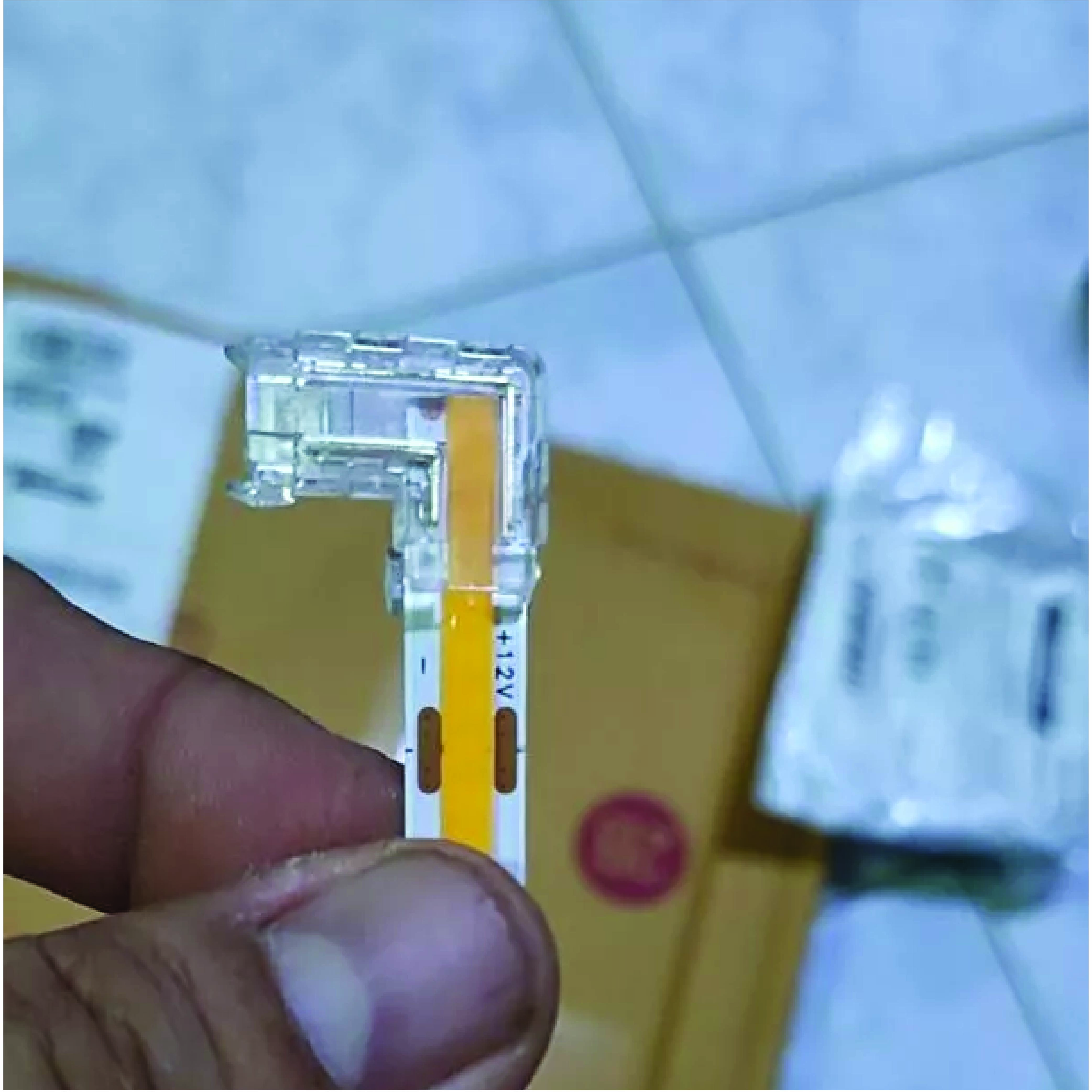 อุปกรณ์ต่อไฟ สำหรับไฟเส้น SL LIGHTING CLEAR-STRIP-L 2ทาง สีใส