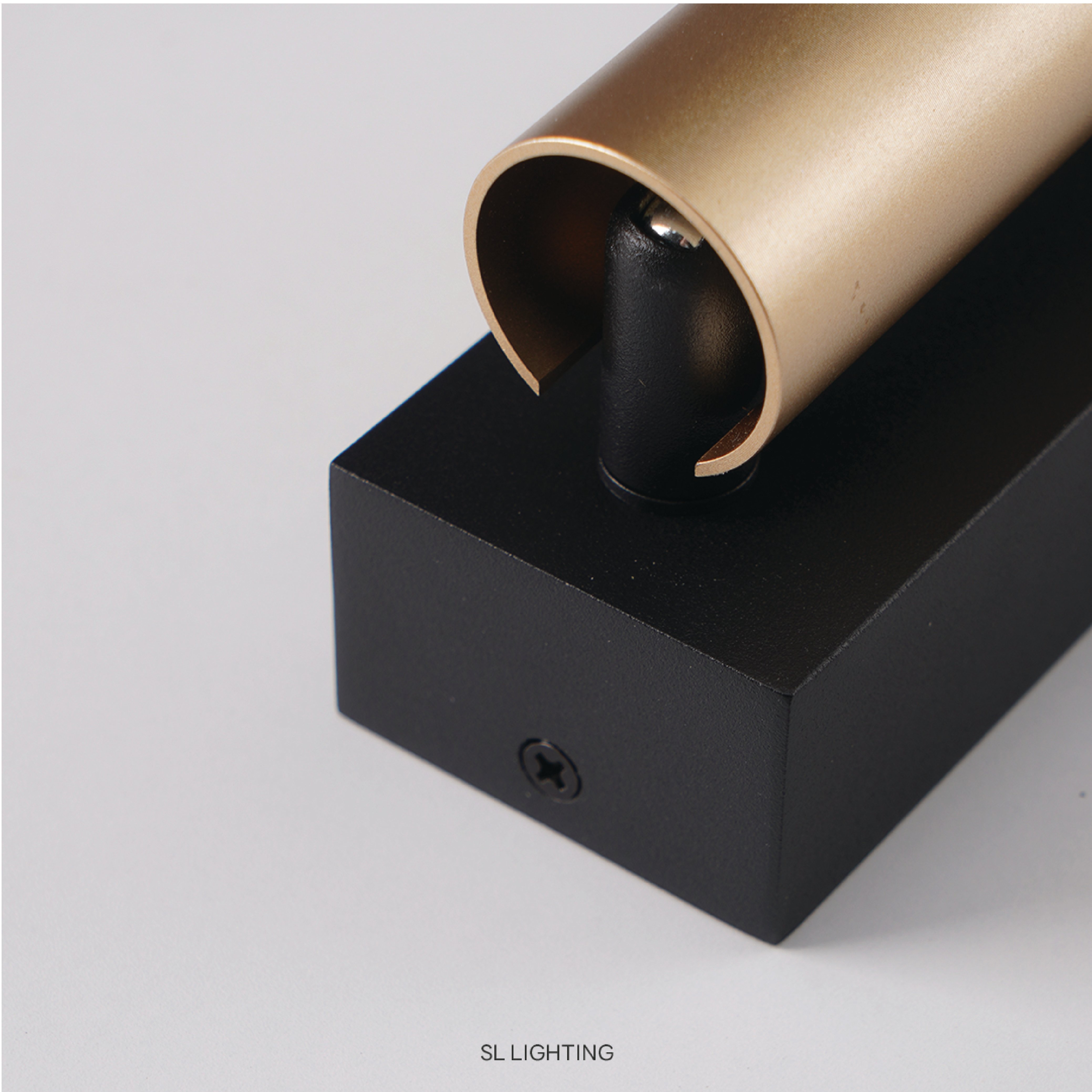 ไฟหัวเตียง LED SL LIGHTING LETTO 3 วัตต์ WARM WHITE Touch Control พอร์ตชาร์จ Type-C สีขาว/ทอง