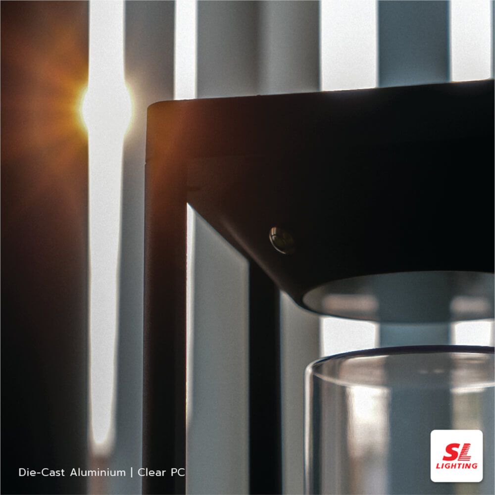 ไฟหัวเสา SOLAR SL LIGHTING SCB8163 2 วัตต์ WARM WHITE สีดำ