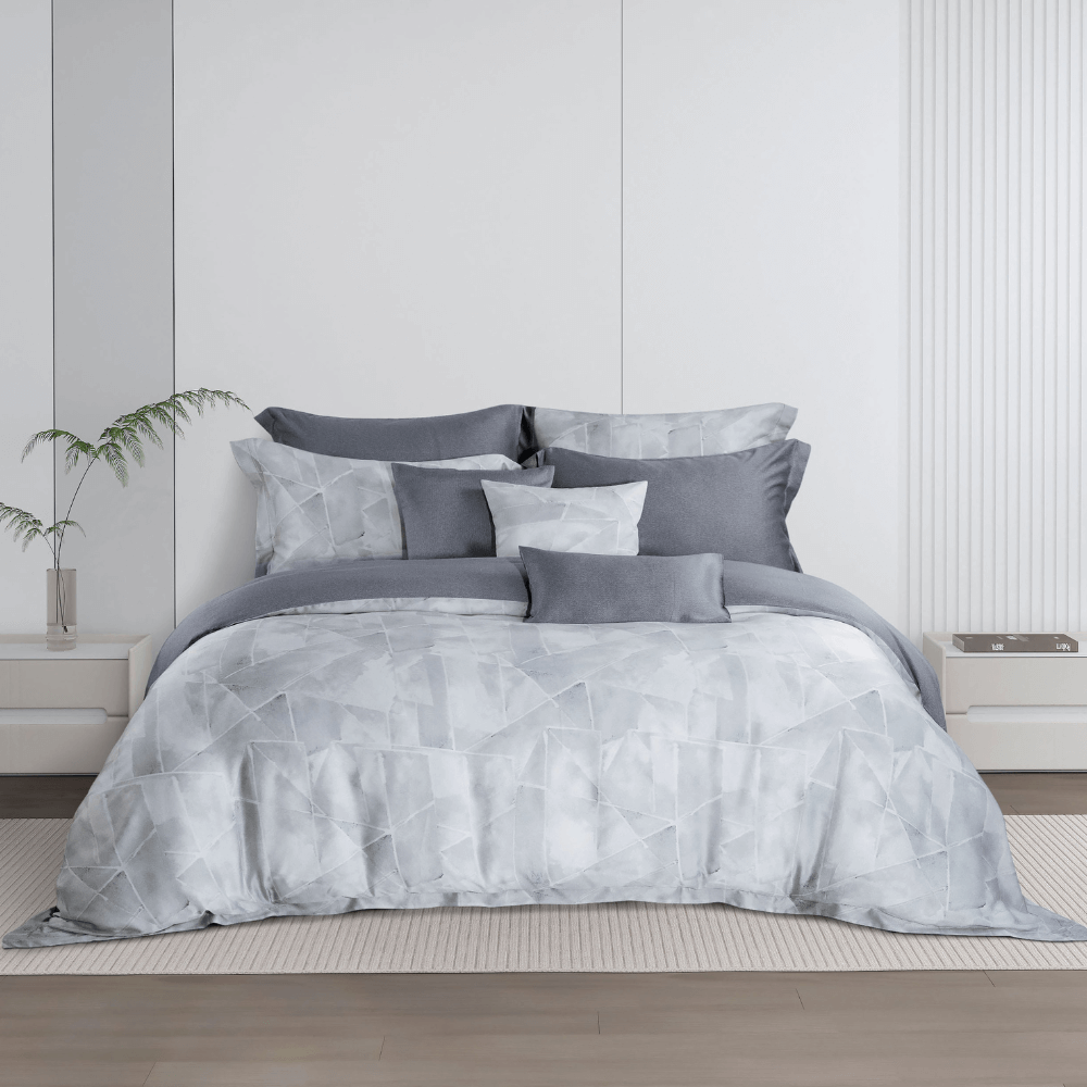 ชุดผ้าปูที่นอน 6 ฟุต 5 ชิ้น AKEMI รุ่น ARDENT PRINTS 9557108595255 สี LUNETTES (ไม่รวมผ้านวม)