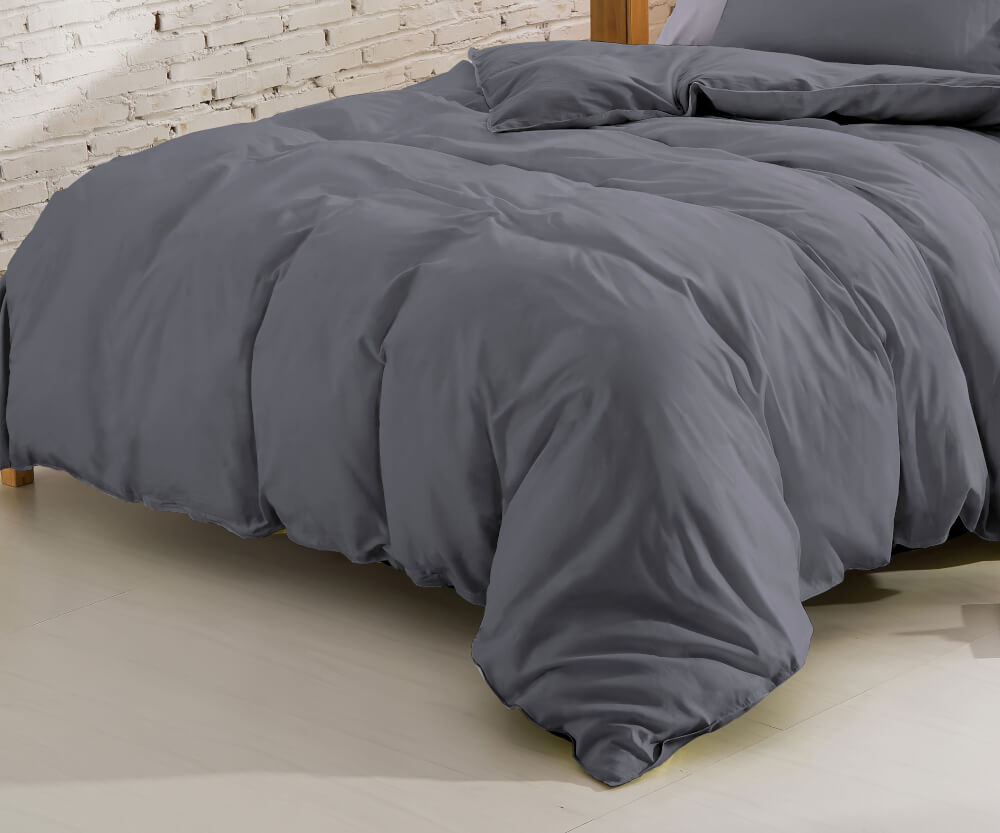 ชุดผ้าปูที่นอน 6 ฟุต 5 ชิ้น Ai by Akemi รุ่น ColourJoy 9557108491267 สี Grape Charcoal (ไม่รวมผ้านวม)