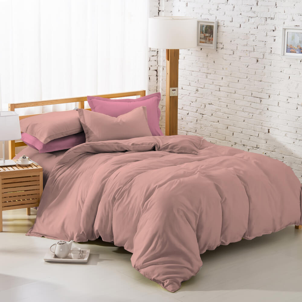ชุดผ้าปูที่นอน พร้อมผ้านวม 6 ฟุต 6 ชิ้น Ai by AKEMI รุ่น ColourJoy 9557108636910 สี Hush Peachy