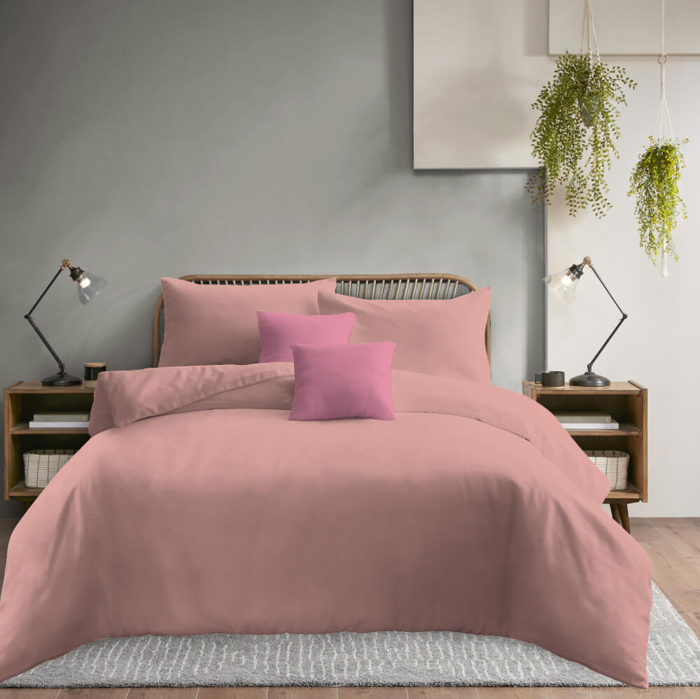 ชุดผ้าปูที่นอน พร้อมผ้านวม 6 ฟุต 6 ชิ้น Ai by AKEMI รุ่น ColourJoy 9557108636910 สี Hush Peachy