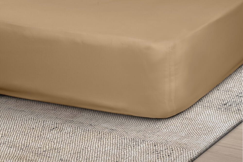 ชุดผ้าปูที่นอน 6 ฟุต 5 ชิ้น Ai by Akemi รุ่น ColourJoy 9557108636859 สี Caramel Cafe (ไม่รวมผ้านวม)