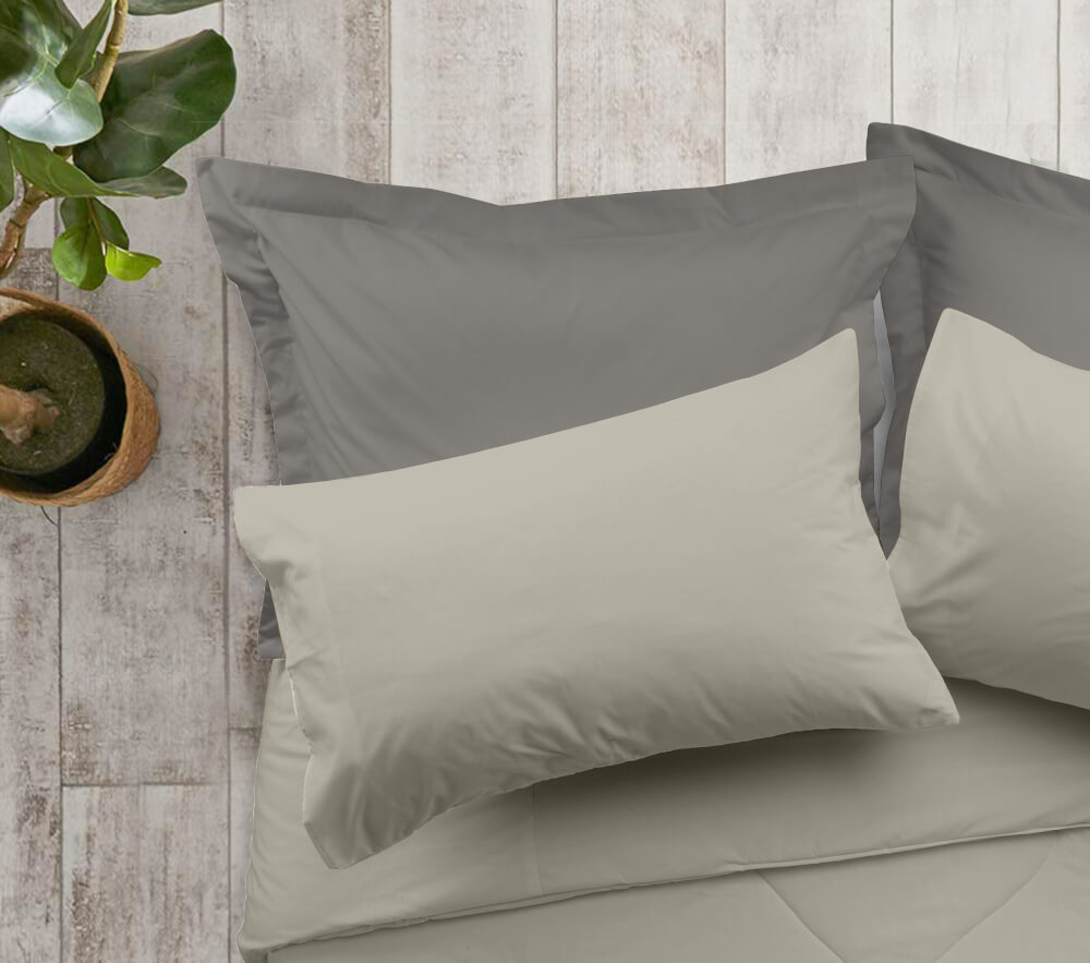 ชุดผ้าปูที่นอน 6 ฟุต 5 ชิ้น Ai by Akemi รุ่น ColourJoy 9557108685352 สี Koala Grey (ไม่รวมผ้านวม)