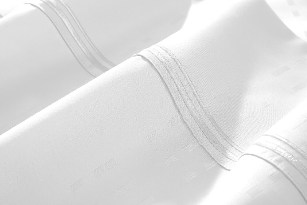 ชุดผ้าปูที่นอน 6 ฟุต 5 ชิ้น AKEMI รุ่น EARNEST DOBBY 9557108453043 สี BARKLEY OFF WHITE (ไม่รวมผ้านวม)_4