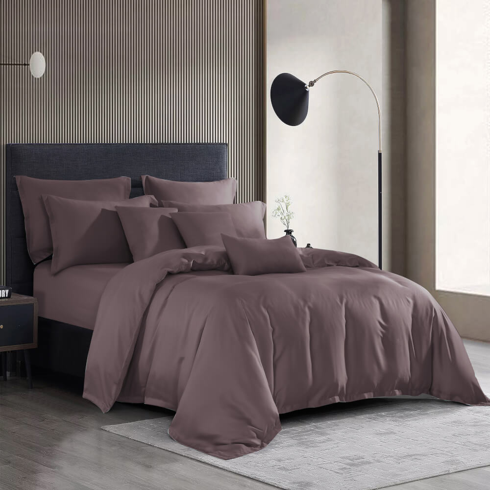 ปลอกผ้านวม คิงไซซ์ AKEMI รุ่น Gladice Solid 9557108483187 ขนาด 257 x 229 ซม. สี Velvet Choco