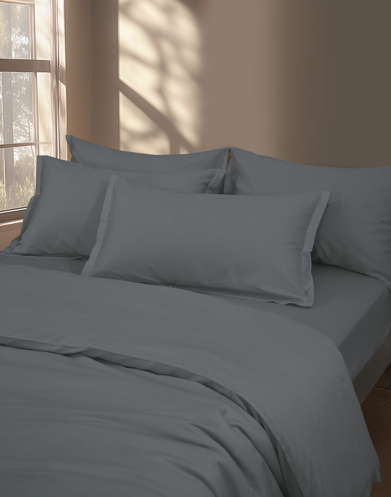 ปลอกผ้านวม คิงไซซ์ AKEMI รุ่น Gladice Solid 9557108653078 ขนาด 257 x 229 ซม. สี Conroy Grey