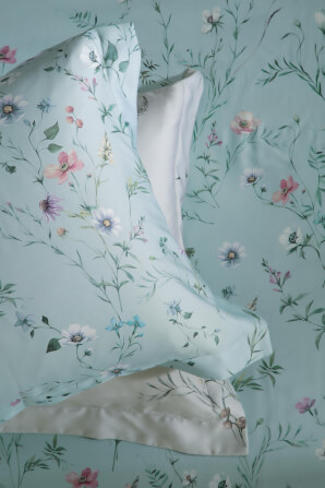 ชุดผ้าปูที่นอน 5 ฟุต 5 ชิ้น AKEMI รุ่น VIRTUOUS PRINTS 9557108109452 YENROSANA (ไม่รวมผ้านวม)_3