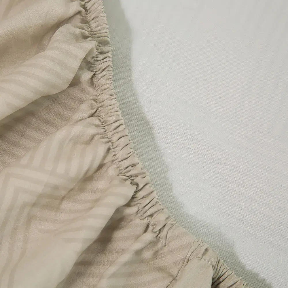 ชุดผ้าปูที่นอน 5 ฟุต 5 ชิ้น ai by Akemi รุ่น Everie 9557108859418 สี Nemy (ไม่รวมผ้านวม)_3