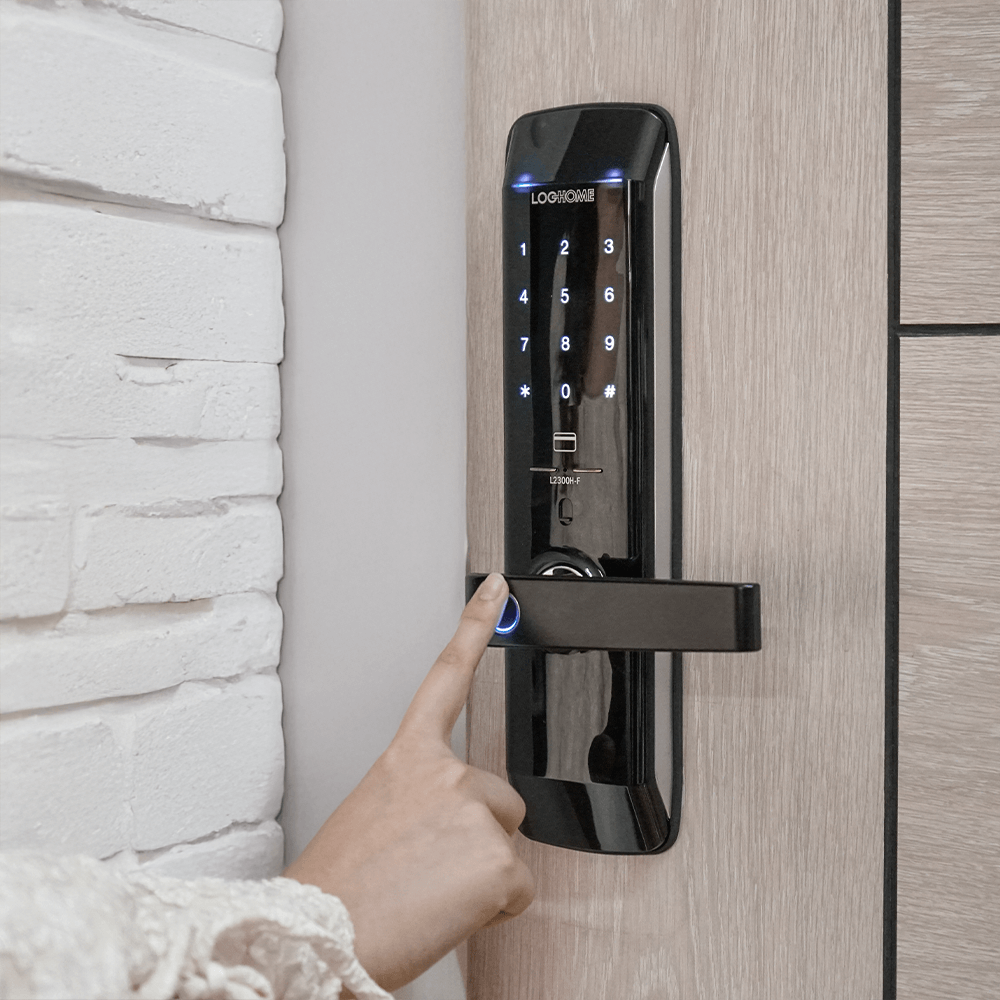 กลอนดิจิตอล LOCKHOME รุ่น MORTISE FG SERIES สีดำ ระบบสแกนนิ้ว ประตูบานผลัก สำหรับบ้านและออฟฟิศ