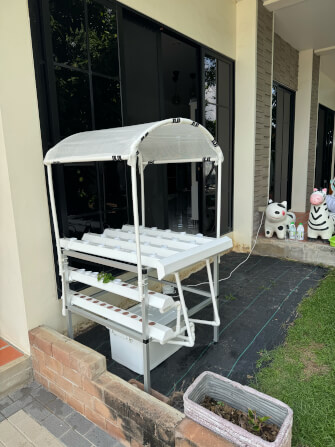 ชุดอุปกรณ์ปลูกผักไฮโดรโปนิกส์ HYDROHOBBY แบบตั้งโต๊ะ 1 เมตร 4 รางปลูก + 2 รางอนุบาล_4
