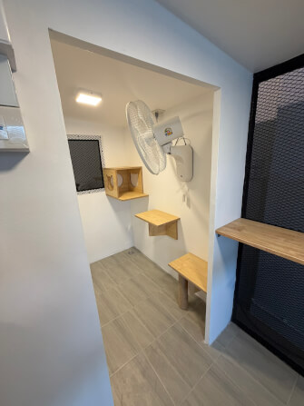 บ้านสัตว์เลี้ยง BIGBOXDESIGN รุ่น บ้านแบบแบ่งโซน ตะแกรงเหล็กฉีก+มุ้งลวด-MSTEEL01 ขนาด 240 X 120 X 195 CM. สีเทา_5