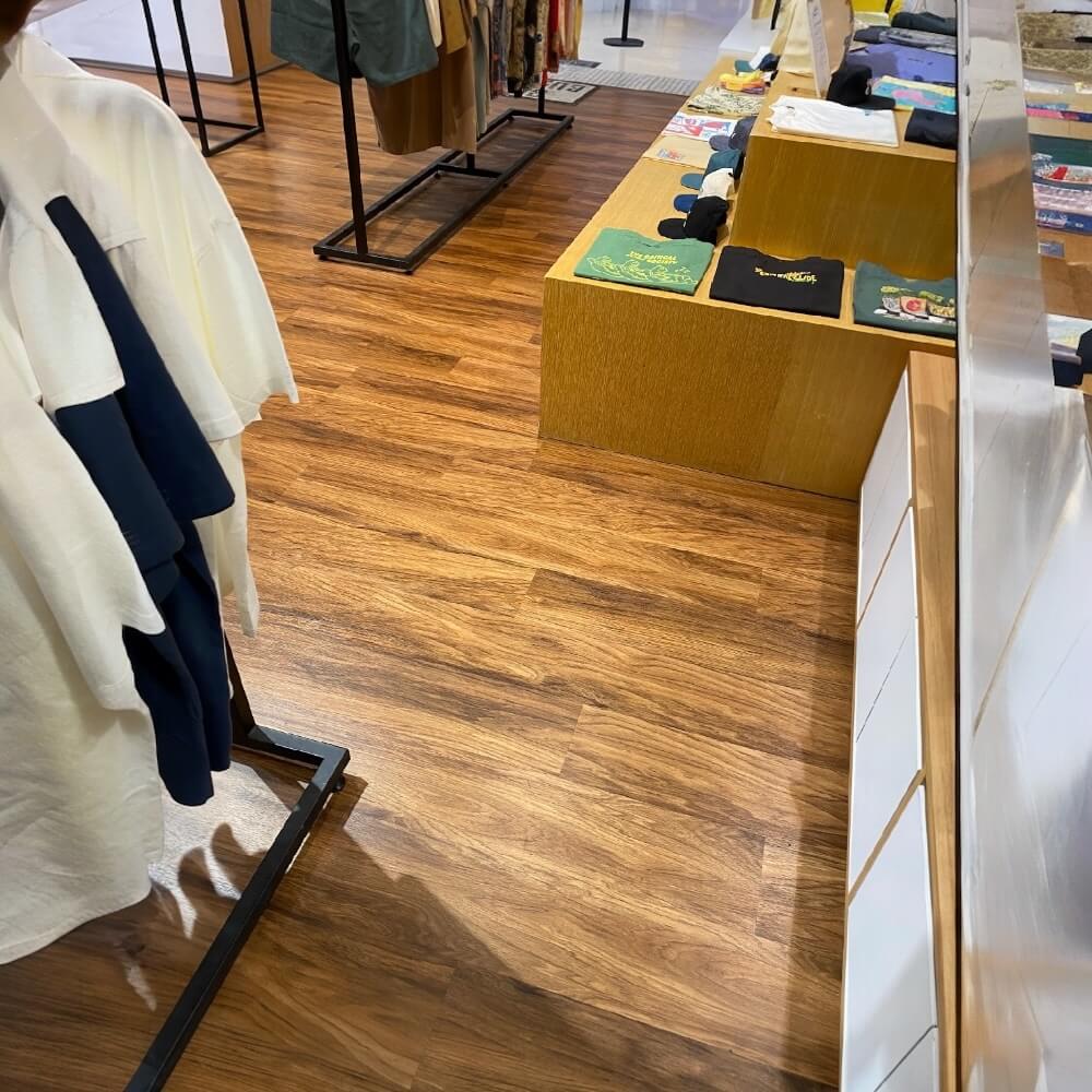 แผ่นพื้น SPC VISION FLOORING ขนาด 180 X 1220 X 5 มม. หนา 5 มม. รุ่น VN-598