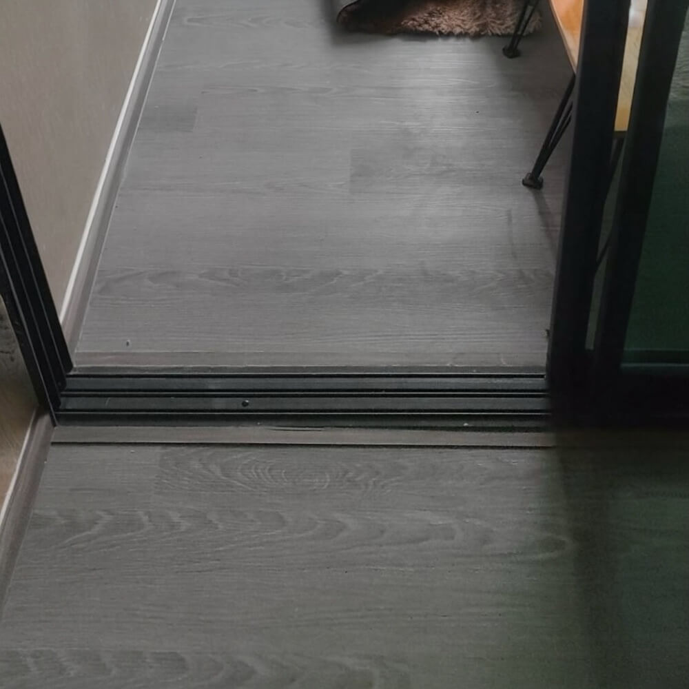 แผ่นพื้น SPC VISION FLOORING ขนาด 180 X 1220 X 4 มม. หนา 4 มม. รุ่น VN-4511