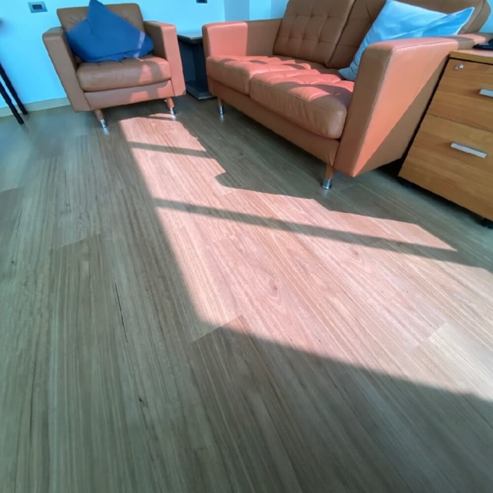 แผ่นพื้น SPC VISION FLOORING ขนาด 180 X 1220 X 5 มม. หนา 5 มม. รุ่น VN-595