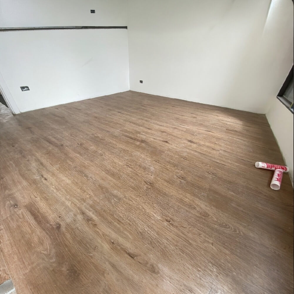 แผ่นพื้น SPC VISION FLOORING ขนาด 180 X 1220 X 5 มม. หนา 5 มม. รุ่น VN-597