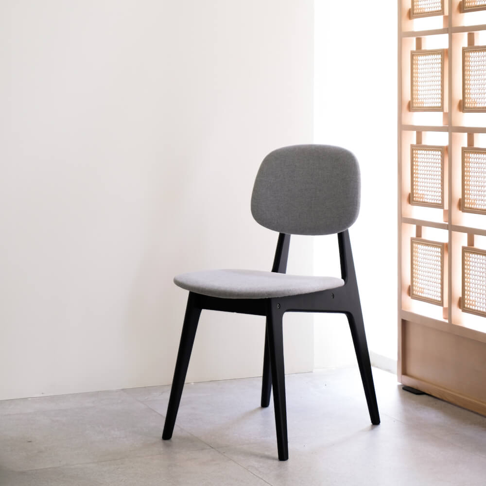 เก้าอี้ทานข้าว PODIUM LITE รุ่น PLUS BUNNY CHAIR สี BLACK (ถอดประกอบได้)