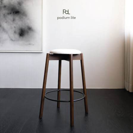 เก้าอี้บาร์ PODIUM LITE รุ่น PLUS MID STOOL สี WALNUT BROWN (ถอดประกอบได้)_3