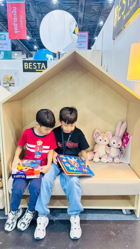 โซฟาเด็ก ดีไซน์บ้านไม้ 2 ที่นั่ง BEABLE LITTLESPACE รุ่น READING POD B ขนาด 120X55X145 ซม. สีไม้