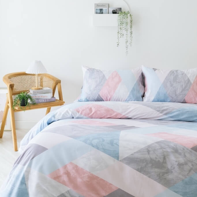 ชุดผ้าปูผ้านวม 6 ฟุต DARLING MATTRESS รุ่นแอบสแตรกต์ ลายมาร์เบิ้ล