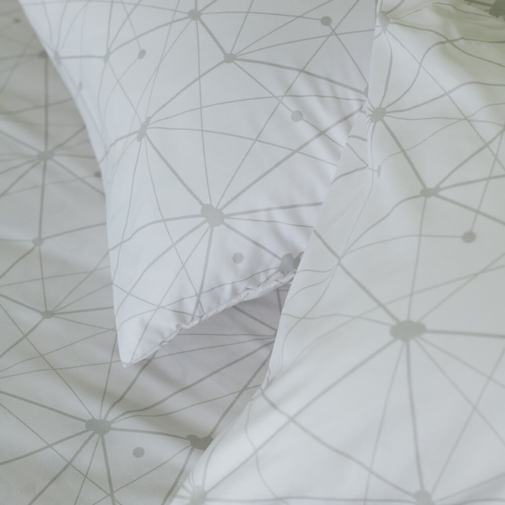 ชุดผ้าปูผ้านวม 5 ฟุต DARLING MATTRESS รุ่นแอบสแตรกต์ ลายไดมอนด์