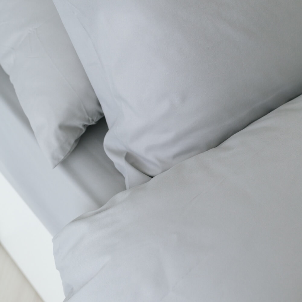 ชุดผ้าปูผ้านวม 5 ฟุต DARLING MATTRESS รุ่นสีพื้น สีเทาอ่อน