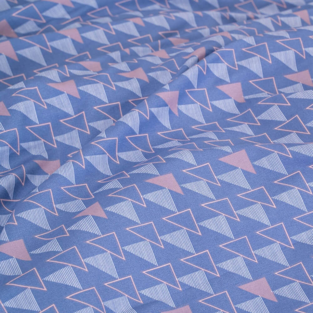 ชุดผ้าปูผ้านวม 5 ฟุต DARLING MATTRESS รุ่นแอบสแตรกต์ ลายสเตลล่า