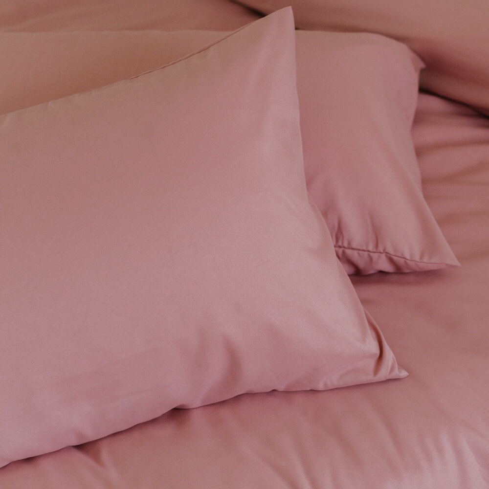 ชุดผ้าปูผ้านวม 5 ฟุต DARLING MATTRESS รุ่นสีพื้น สีชมพูอ่อน