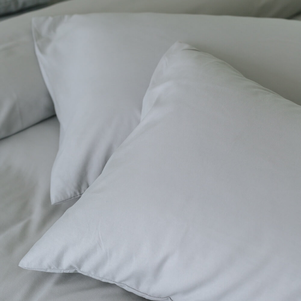 ชุดผ้าปูผ้านวม 3.5 ฟุต DARLING MATTRESS รุ่นสีพื้น สีเทาอ่อน