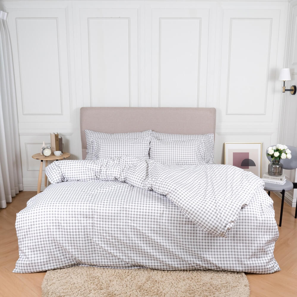 ชุดผ้าปูผ้านวม 6 ฟุต DARLING MATTRESS รุ่นมินิมอล ลายสก๊อตเทา