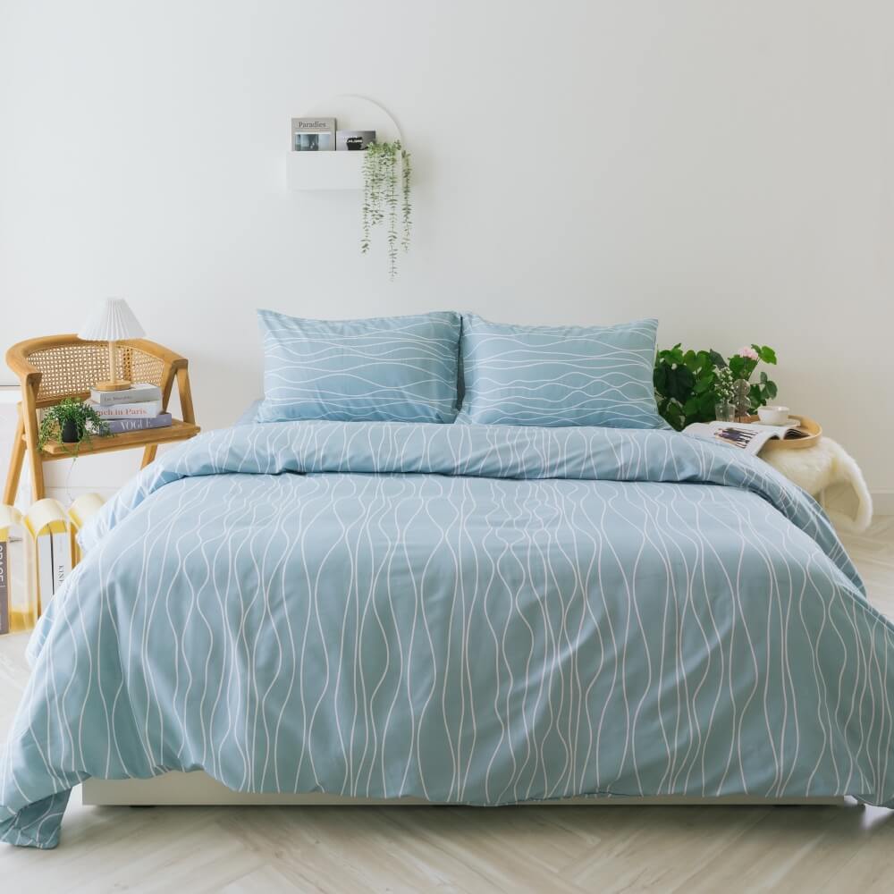 ชุดผ้าปูผ้านวม 6 ฟุต DARLING MATTRESS รุ่นแอบสแตรกต์ ลายไอวอรี่