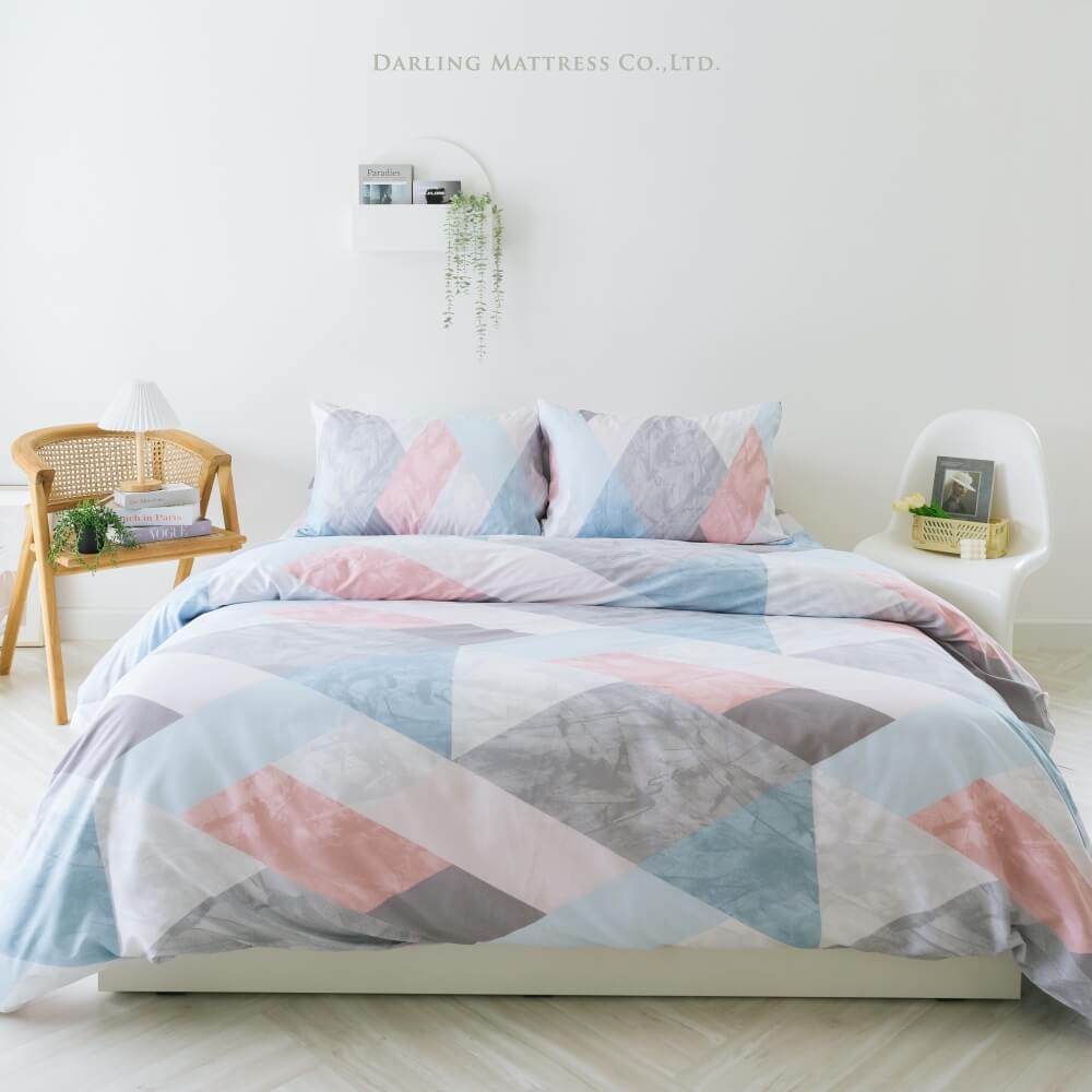 ชุดผ้าปูผ้านวม 5 ฟุต DARLING MATTRESS รุ่นแอบสแตรกต์ ลายมาร์เบิ้ล