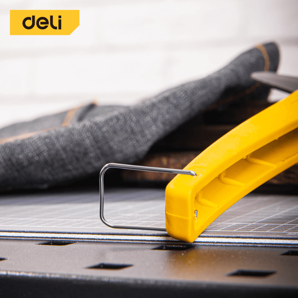 กรรไกรตัดท่อ PVC DELI EDL350033-YL-01 สีเหลือง