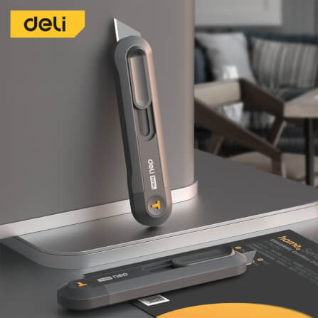คัตเตอร์ DELI HT4003L-GN-01 แพ็ค 3ชิ้น สีเขียว_5