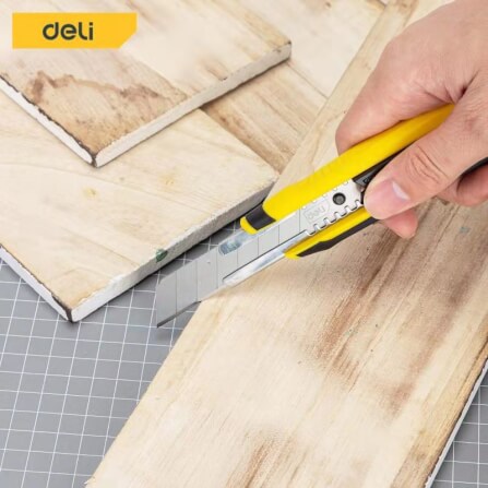 คัตเตอร์ DELI EDL018Z-YL-01 18มม สีเหลือง_7