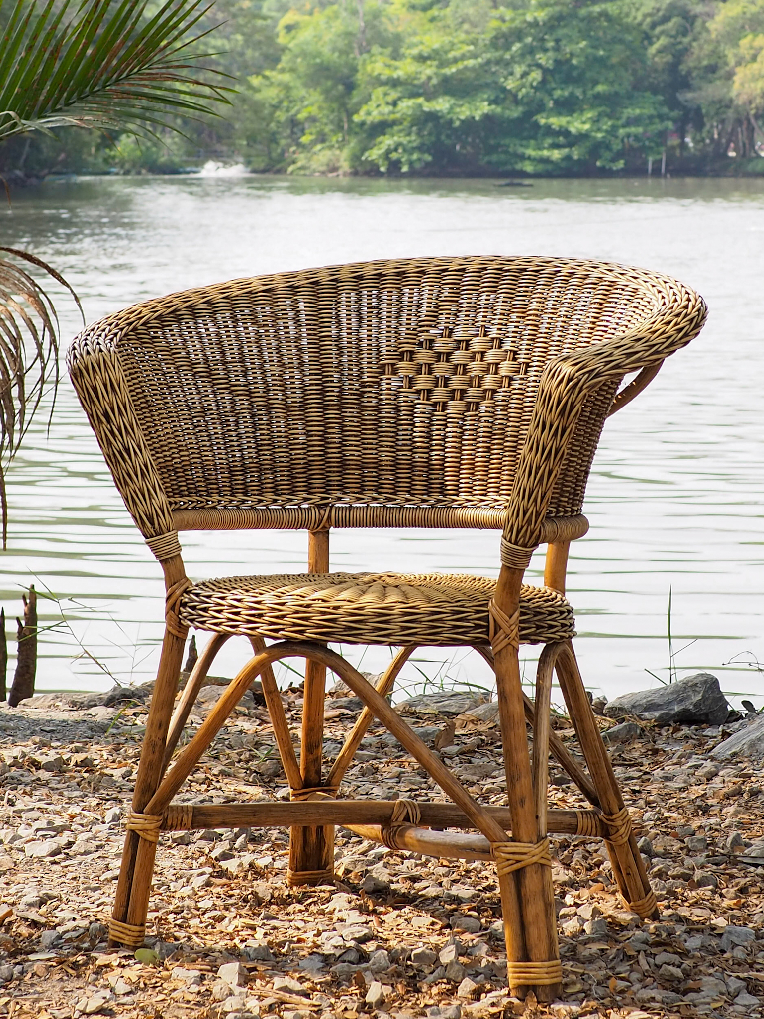 เก้าอี้พักผ่อน หวายแท้ PISAMAI รุ่น AKONG CHAIR ทรงคลาสสิค_4