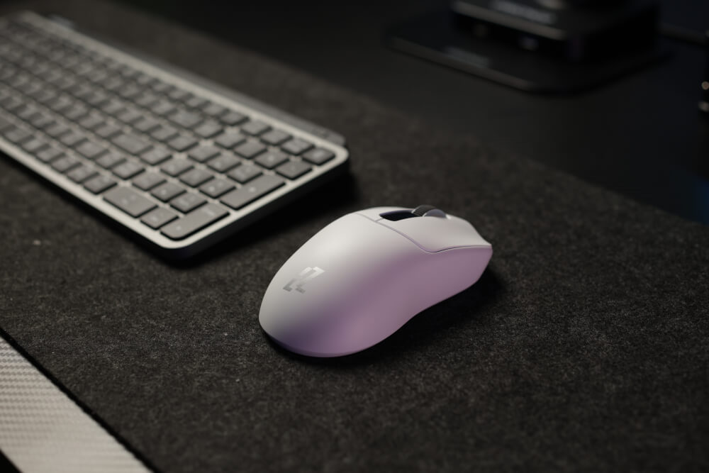 เมาส์เกมมิ่งไร้สาย, ERGONOZ EZ-VELOZ-EP1-W, สีขาว (EZZENTIAL GAMING MOUSE VELOZ ONE)
