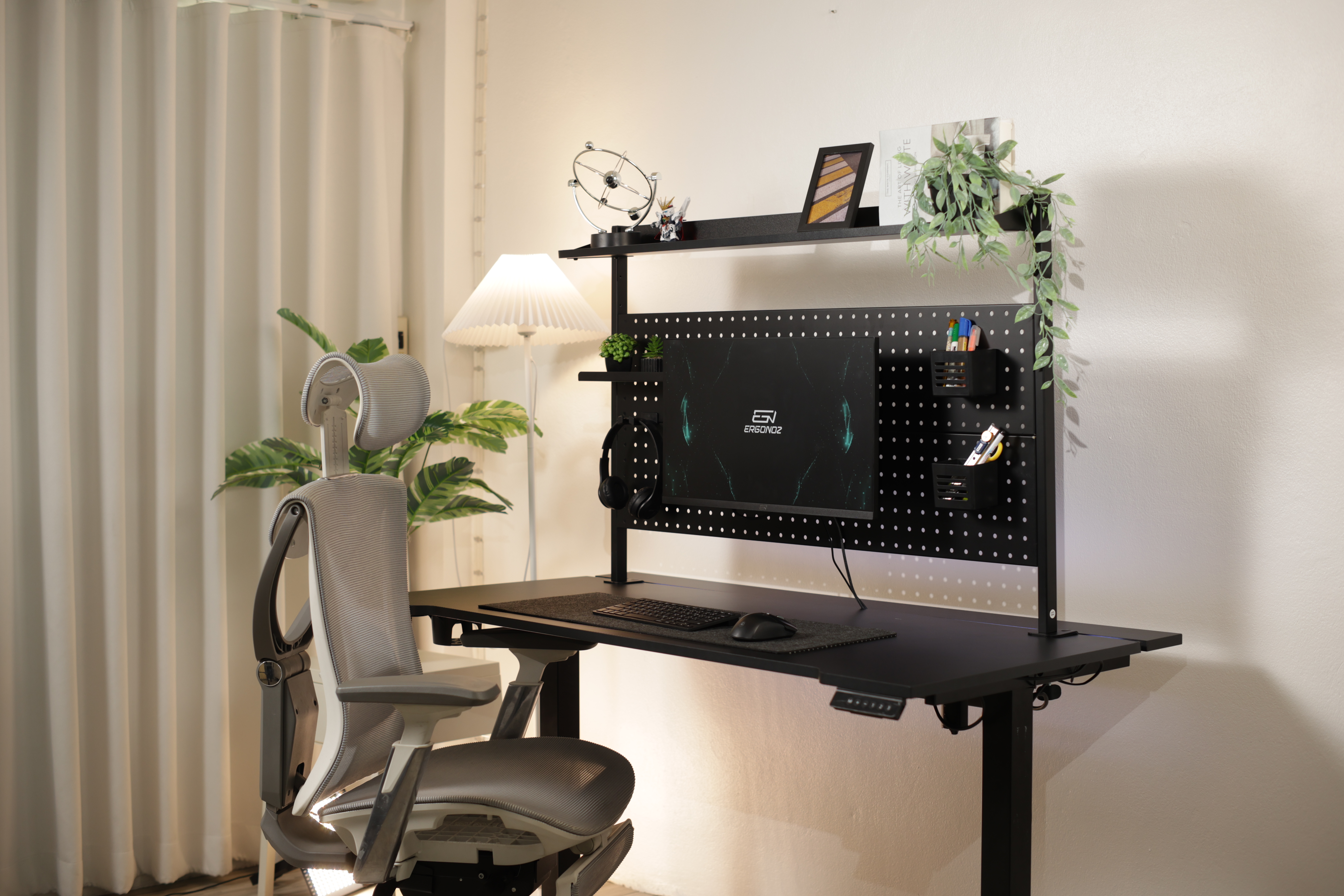 แผงบอร์ดสำหรับแขวนอุปกรณ์  ERGONOZ EGN-PANEL02-120-B, สีดำ (แผงจัดระเบียบพร้อมแขนจับจอมอนิเตอร์ 02)_9