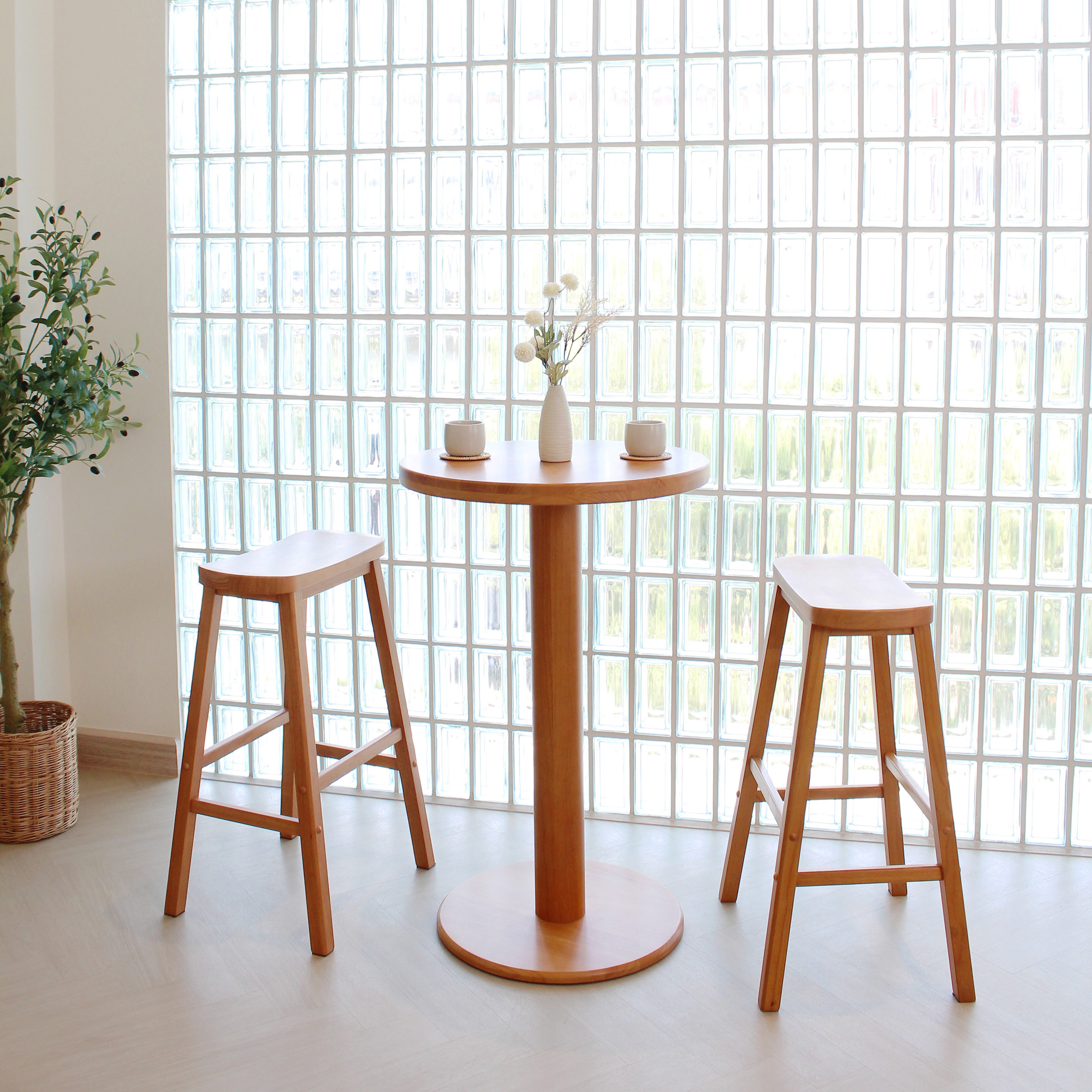 โต๊ะทานข้าวไม้ยางพาราแท้ MAAI DESIGN  รุ่น NAMI TABLE L 60 CM สีโอ๊ค