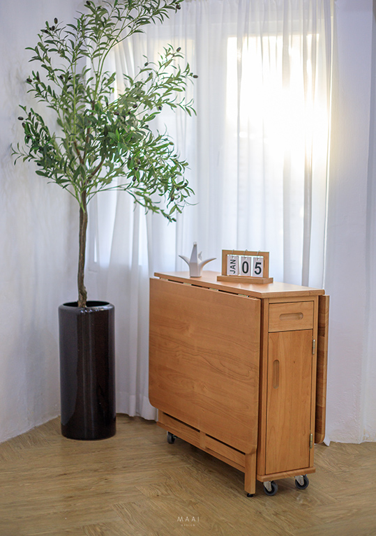 โต๊ะทานข้าวไม้ยางพาราแท้พับเก็บได้ MAAI DESIGN  รุ่น BUTTERFLY ONLY TABLE สีโอ๊ค