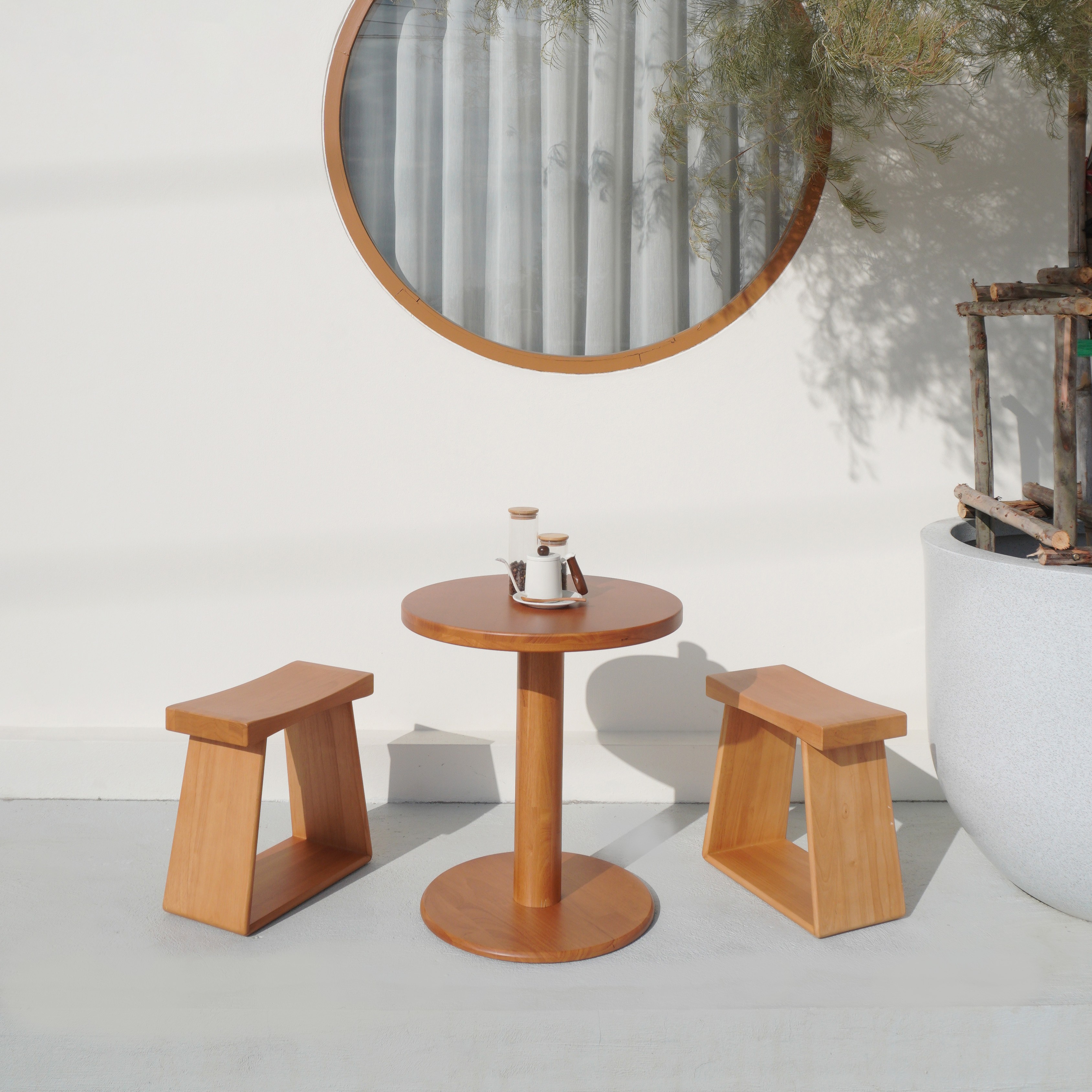 โต๊ะทานข้าวไม้ยางพาราแท้ MAAI DESIGN  รุ่น NAMI TABLE S สีโอ๊ค
