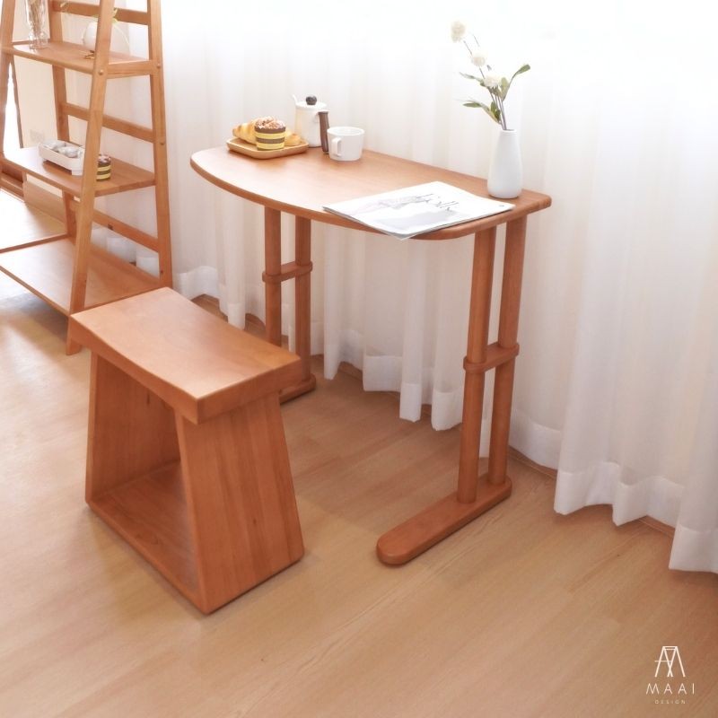 โต๊ะทำงานไม้ยางพารา ปรับ2ระดับ MAAI DESIGN รุ่น TACHI SIDE TABLE สีโอ๊ค
